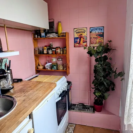 Apartment Lovely Flat In Paris
